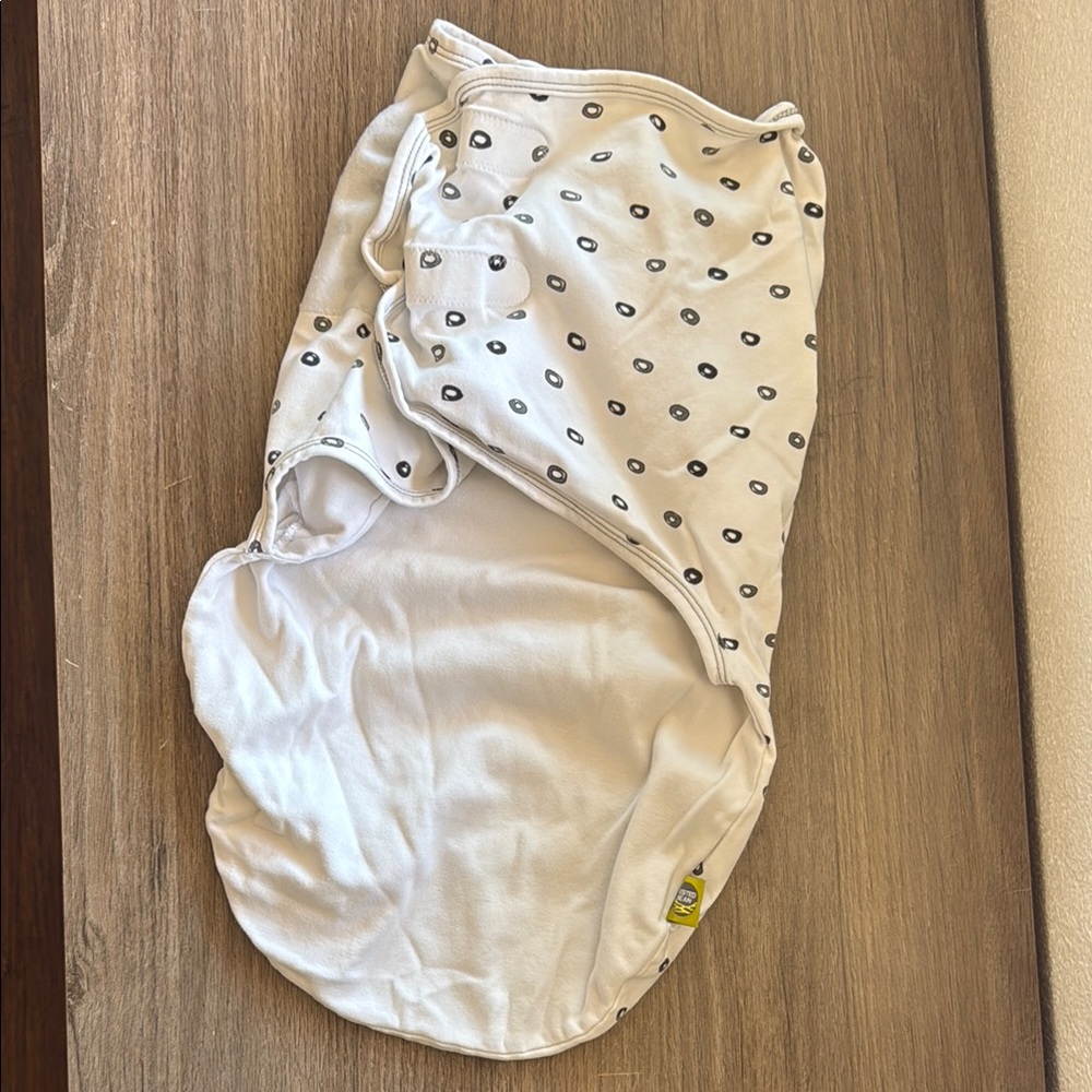 Nested bean swaddle 0-6 months